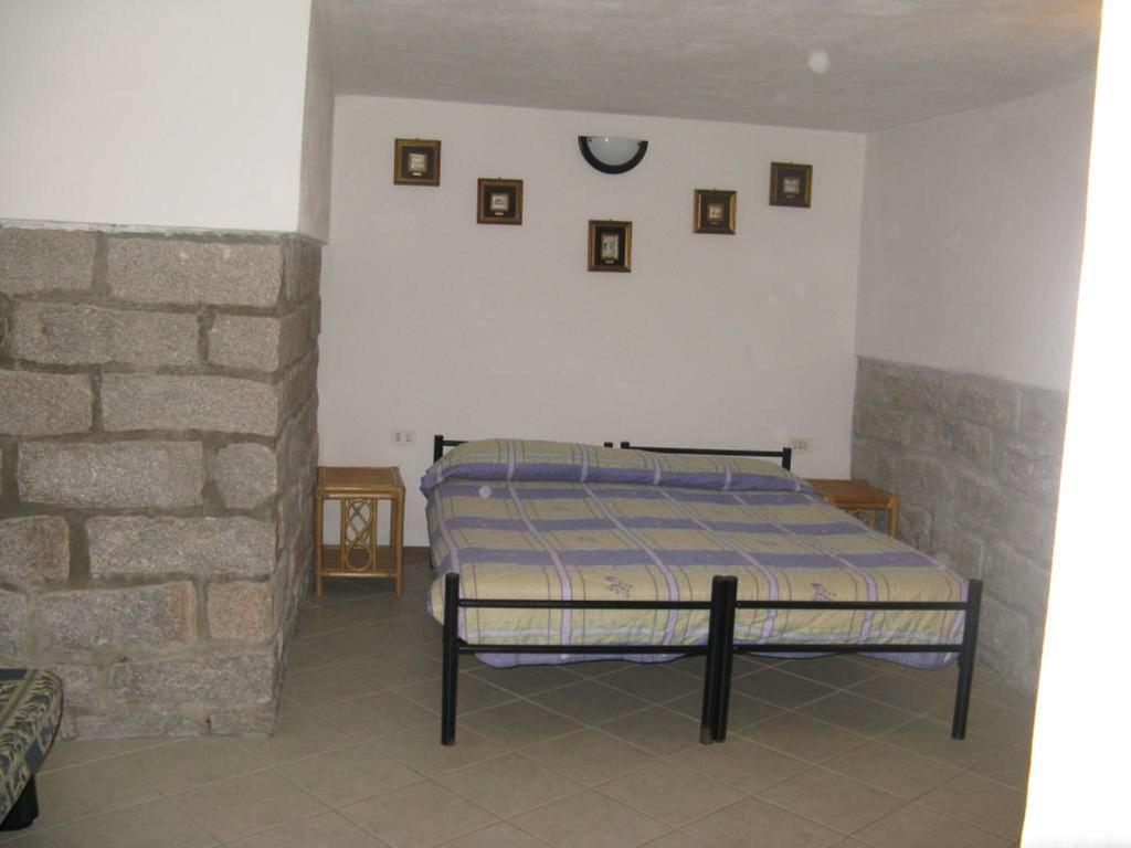Studio Marinedda Isola Rossa Room photo